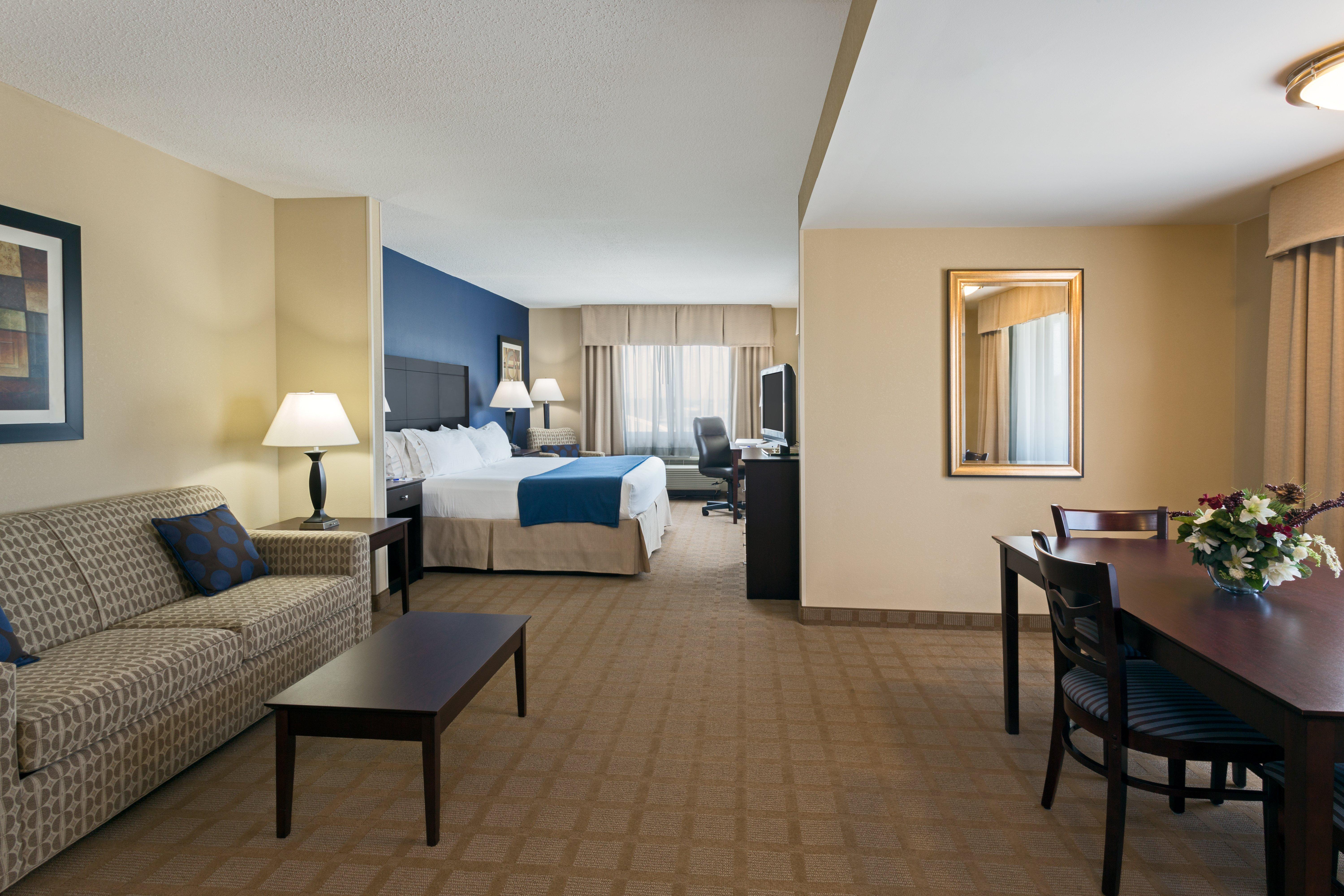 Holiday Inn Express Hotel & Suites Fort Pierce West By Ihg Exterior foto